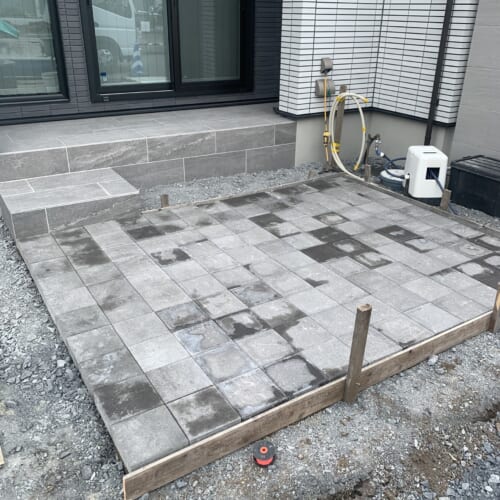 インターロッキングです。