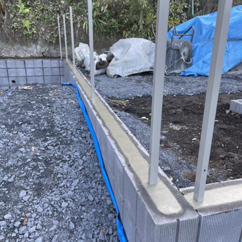 ブロック天端仕上げです。