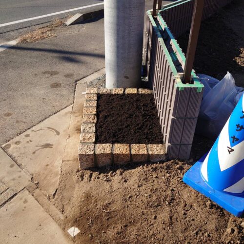 花壇設置です。