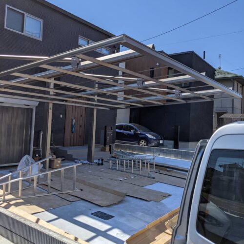 カーポート組立です。