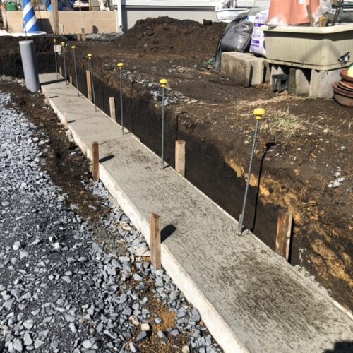 ブロックベースコンの養生となります。