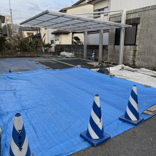 土間コンクリート養生です。