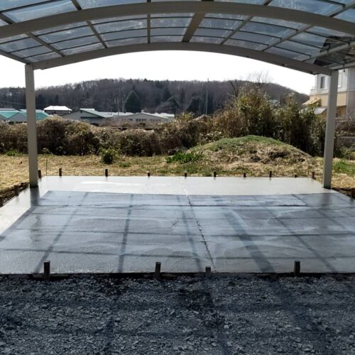 土間コンクリート打設です。