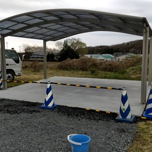 土間コンクリート脱型埋戻しです。