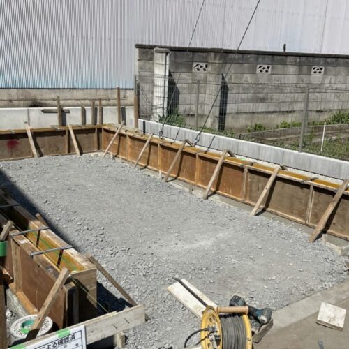 ガレージ基礎型枠状況です。