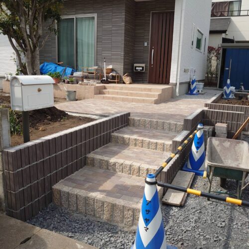 インターロッキング施工です。