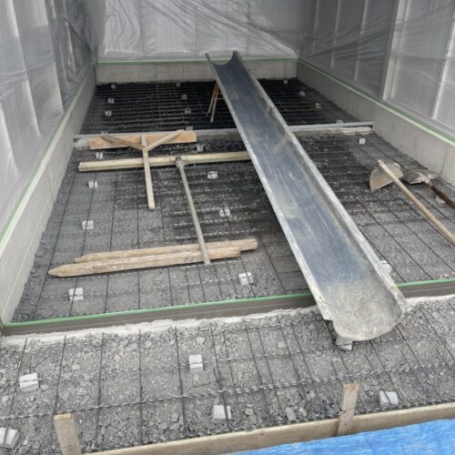 土間コンクリートメッシュ状況です。