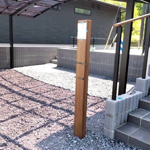 機能門柱建てです。