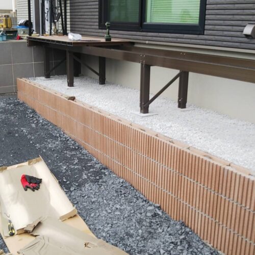 ウッドデッキ施工です。