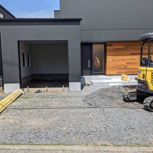 本日より着工致します。宜しくお願い致します。