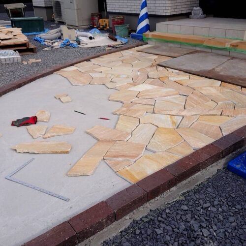 アプローチの施工です。