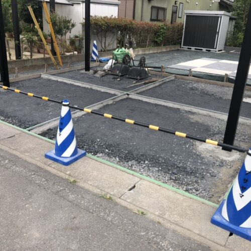 雨の予報のため、コンクリート打設作業は延期となります。