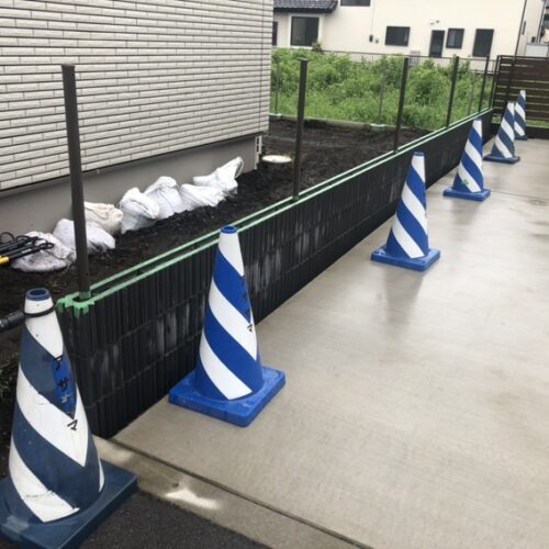 雨の為に本日の作業はお休みとなります。
