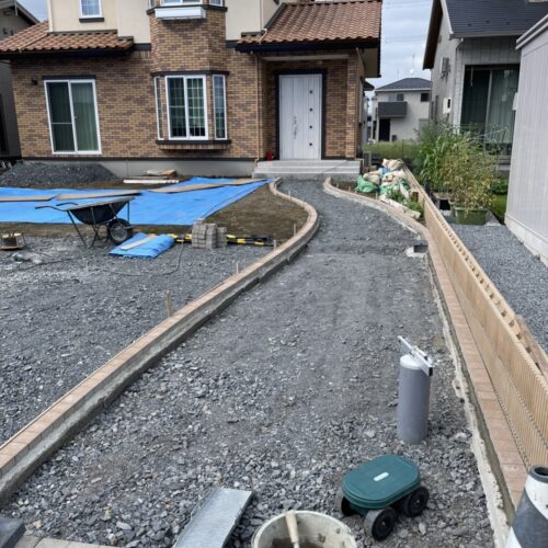 アプローチ縁完了です。