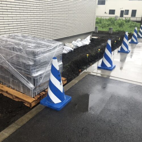 本日は台風の影響の雨の為に工事作業はお休みとなります。