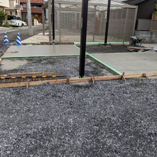 土間コンクリート打設です。