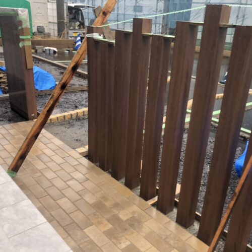 台風の影響により雨模様のお天気となってしまいました。土曜日の工事作業はお休みとなりました。