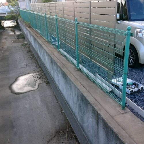 境界部分の清掃です。