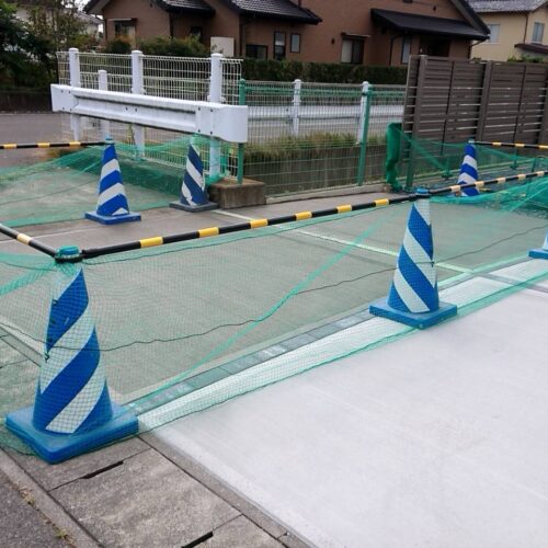 土間コンクリート養生です。