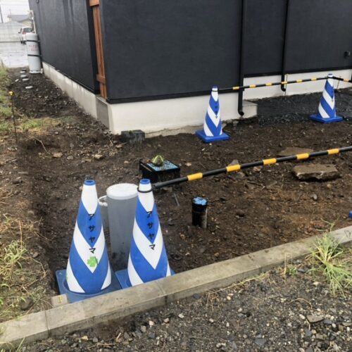 本日は雨の為に工事作業は休工となります。