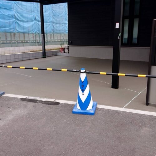 駐車場土間コン打設です。 駐車場土間コン打設です。