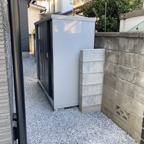 物置設置完了です。