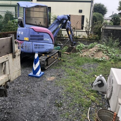 本日より工事着工です。