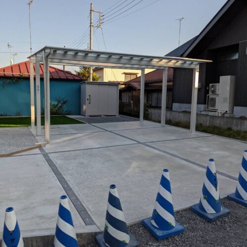 カーポート組立です。