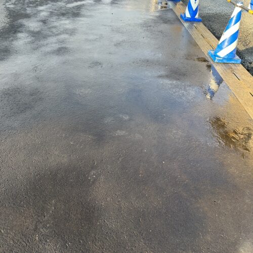 工事完了後の道路清掃です。