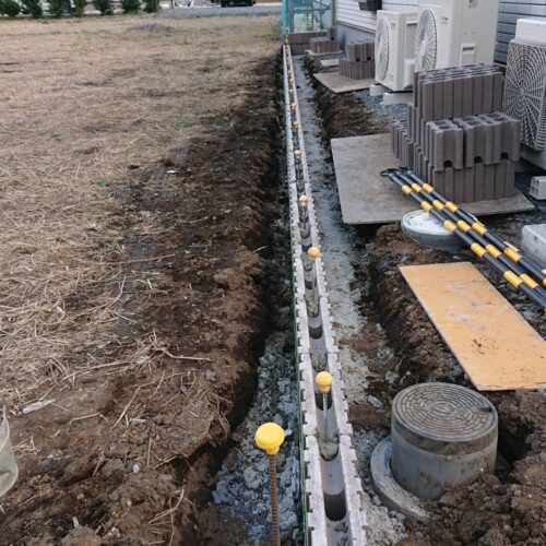 ブロック積みです。