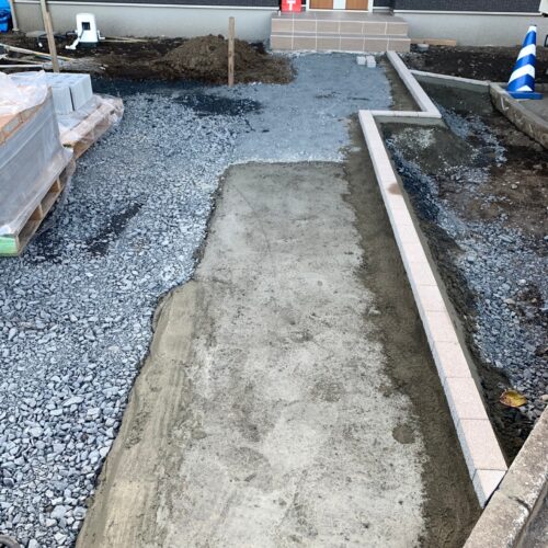 見切りインターロッキングです。