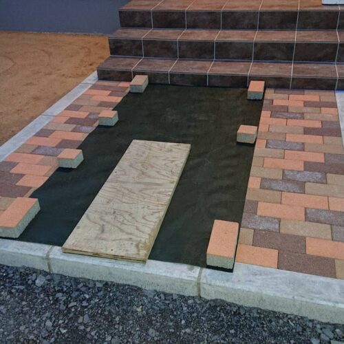 インターロッキングです。