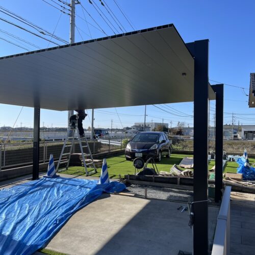 カーポート組立です。