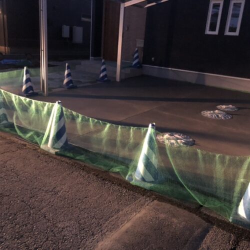 駐車場の土間コンクリートの打設となります。