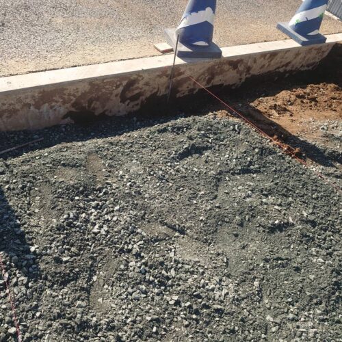 砕石工事です。