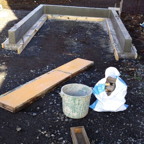 型枠外しです。