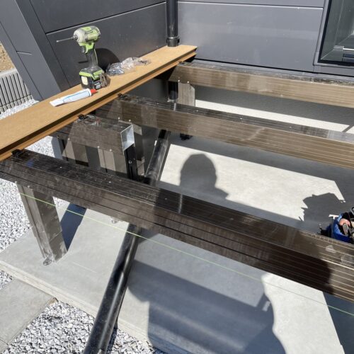 雨樋設置です。