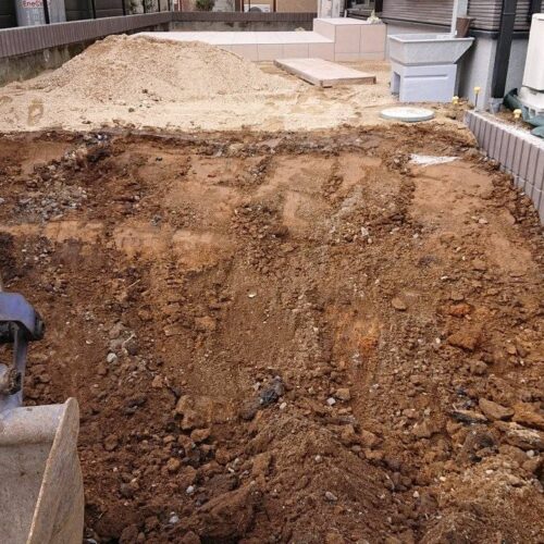 法面の掘削です。