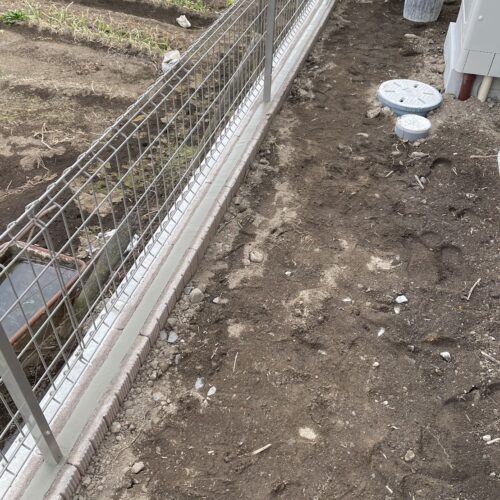 ブロック天端仕上げです。