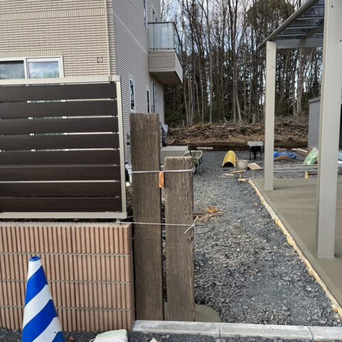 枕木の設置です。