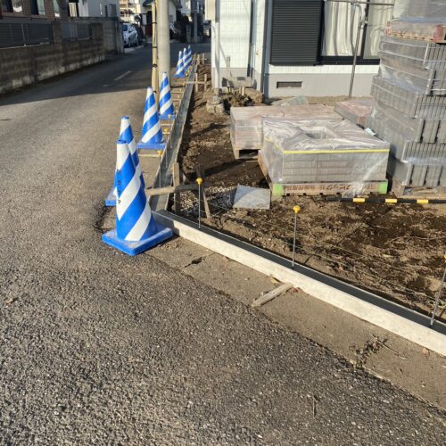 ブロックベース施工です。