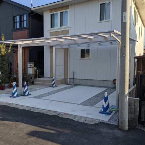 カーポート完成です。