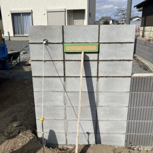 門柱ブロック鉄筋です。