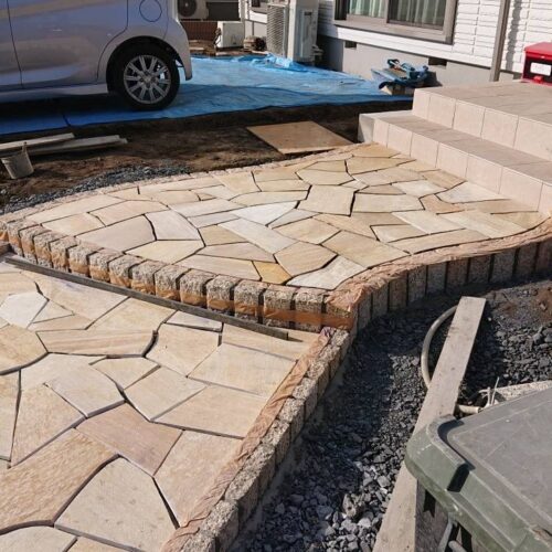 アプローチの施工です。