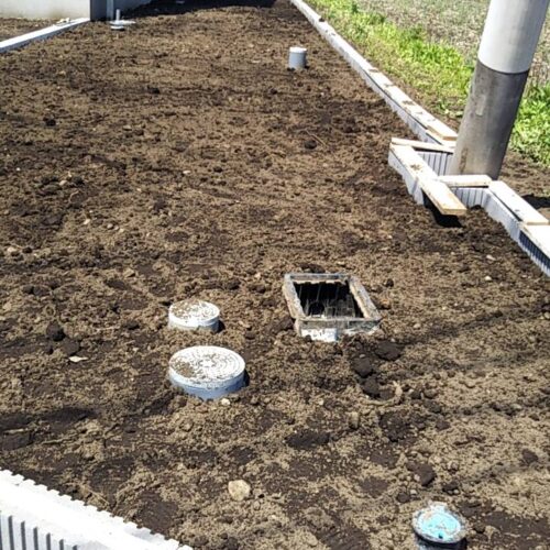 埋戻し作業です。