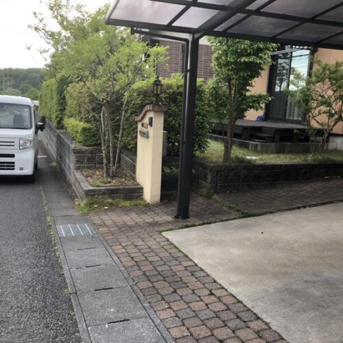 工事着工前のご近隣へのご挨拶にお伺いさせて頂きました。お待たせ致しました外構改修工事へ工事着工となります。