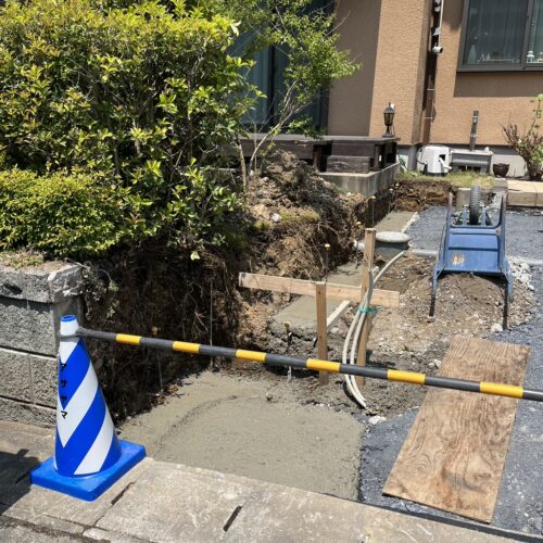 ブロックベースコンです。