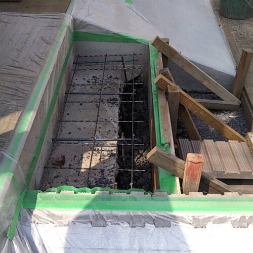 1回目階段コンクリート打設です。