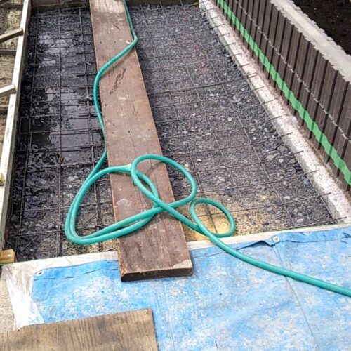 コンクリート打設です。