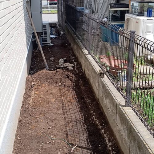 家周りのスキ取り作業です。